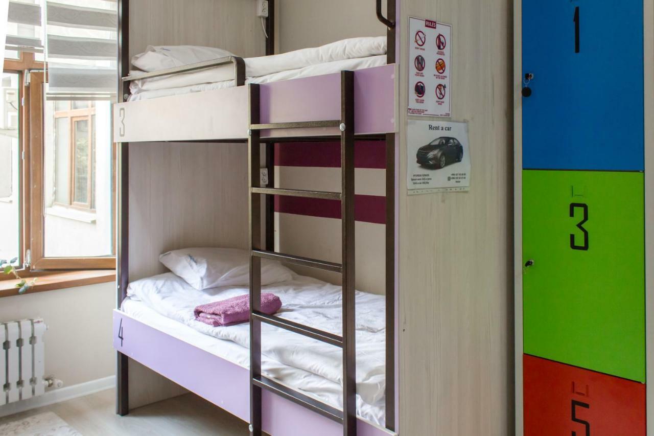 Compass Hostel Bishkek Exterior foto